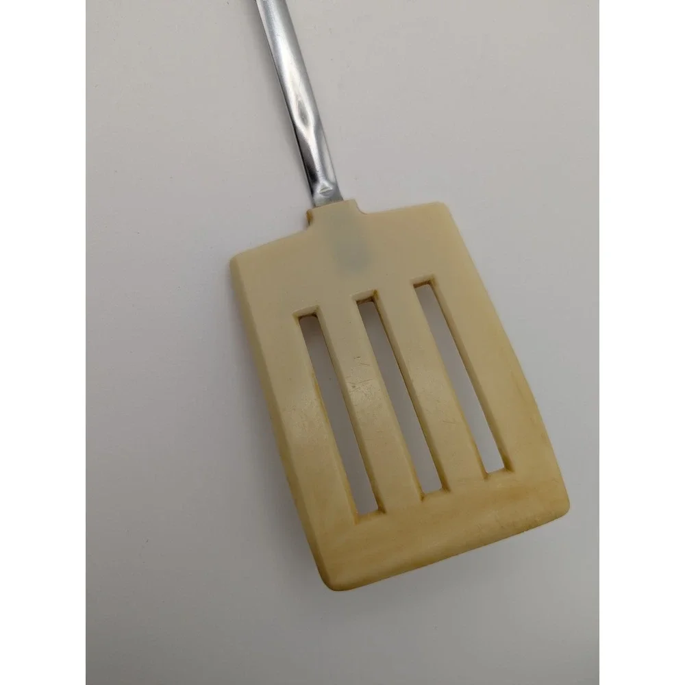 Vintage‎ Cream Nylon Slotted Spatula Turner Stainless Steel Handle Korea MCM